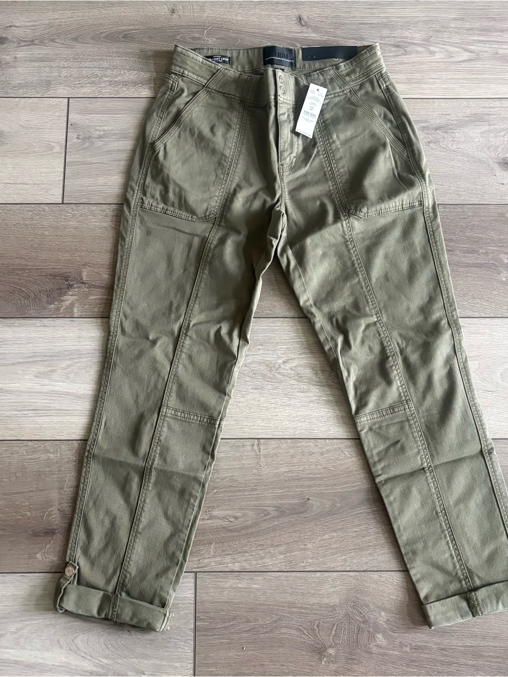 Mid Rise Pret-A-Pedi Straight Cropped Pants White House Black Market Olive